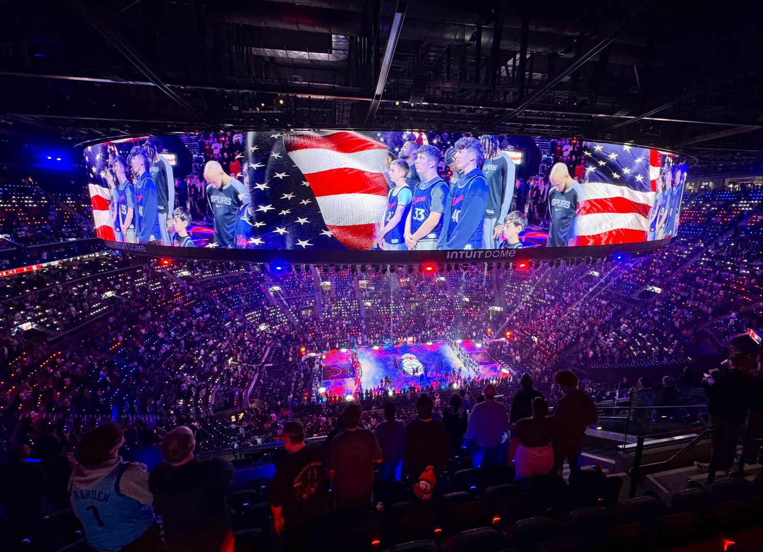 爱游戏体育-包含JackeyLove迎来十五赛季出色发挥，雄鹿观众热烈欢呼！热度持续攀升的词条